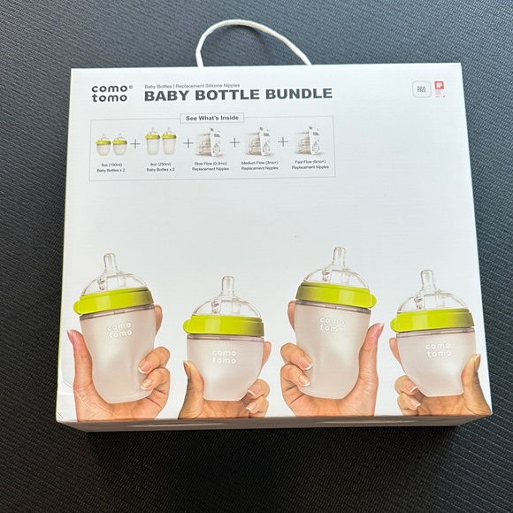 Comotomo Baby Bottle Bundle - Green - Picture 1 of 2